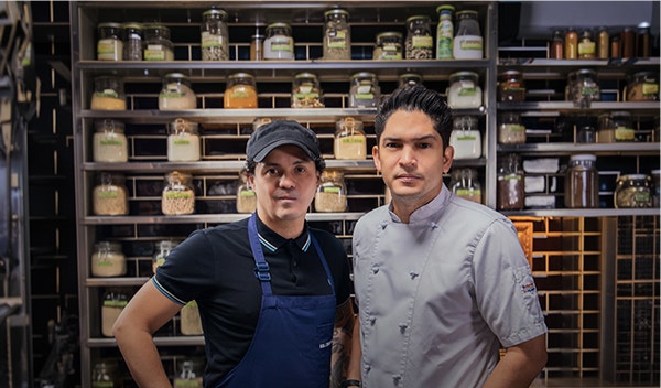 Álvaro Clavijo &amp; Manuel Mendoza
